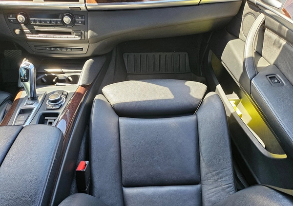 BMW X6 cena 79700 przebieg: 185000, rok produkcji 2012 z Chociwel małe 436